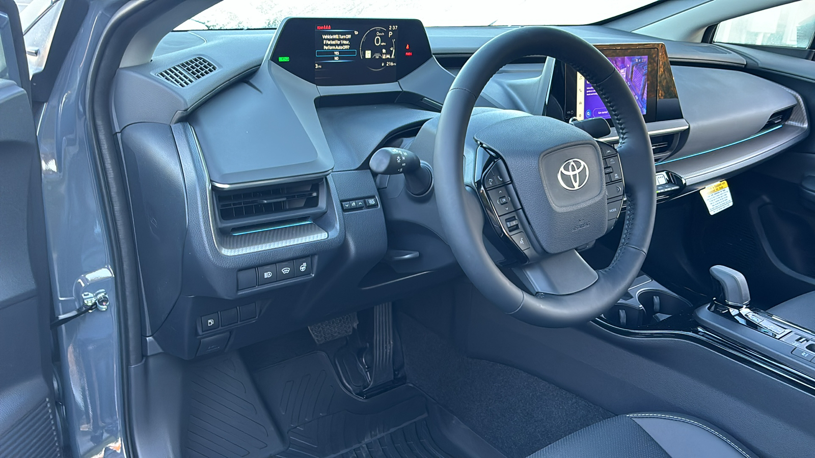 2024 Toyota Prius XLE 18