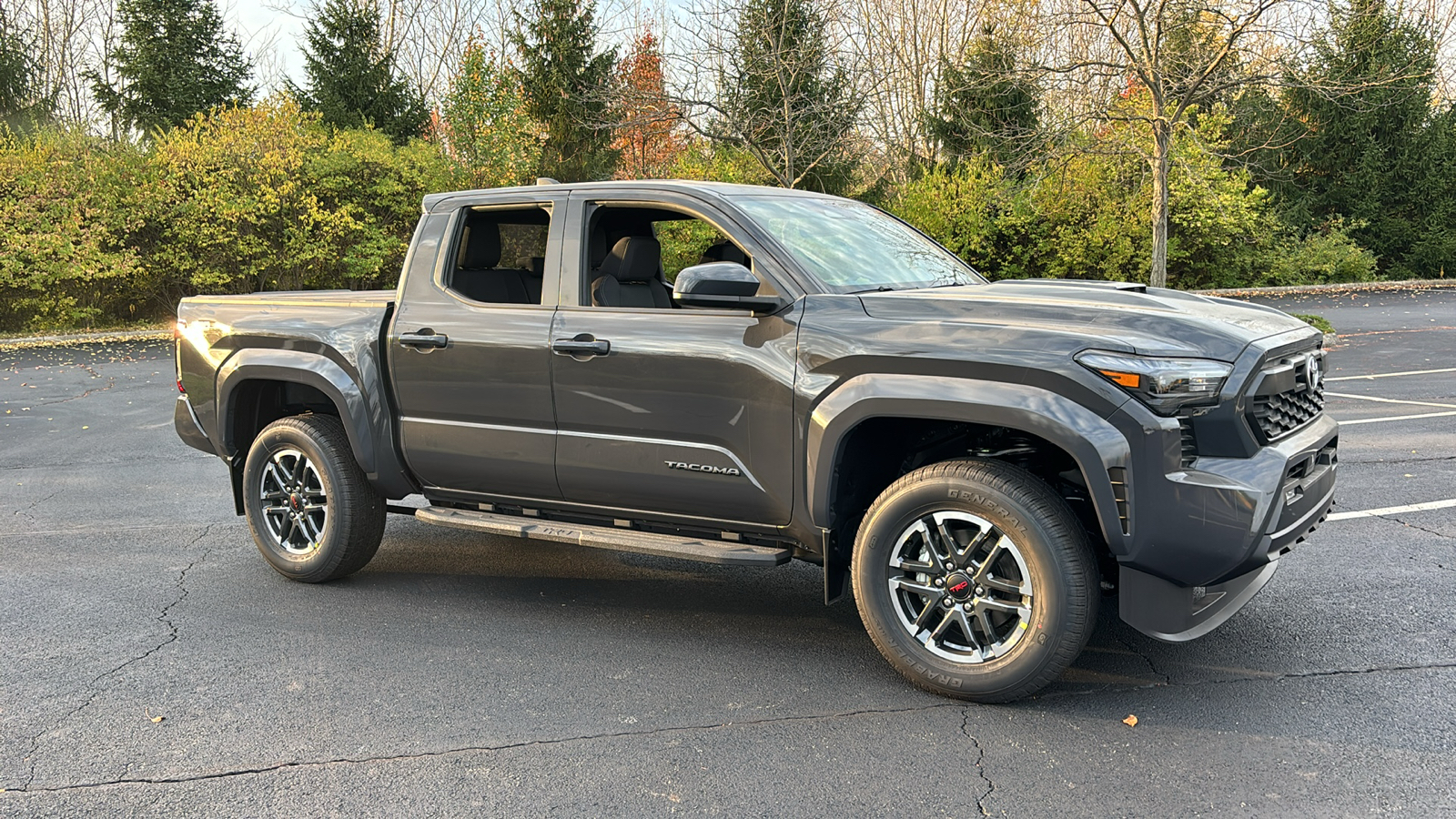 2024 Toyota Tacoma 4WD TRD Sport 2