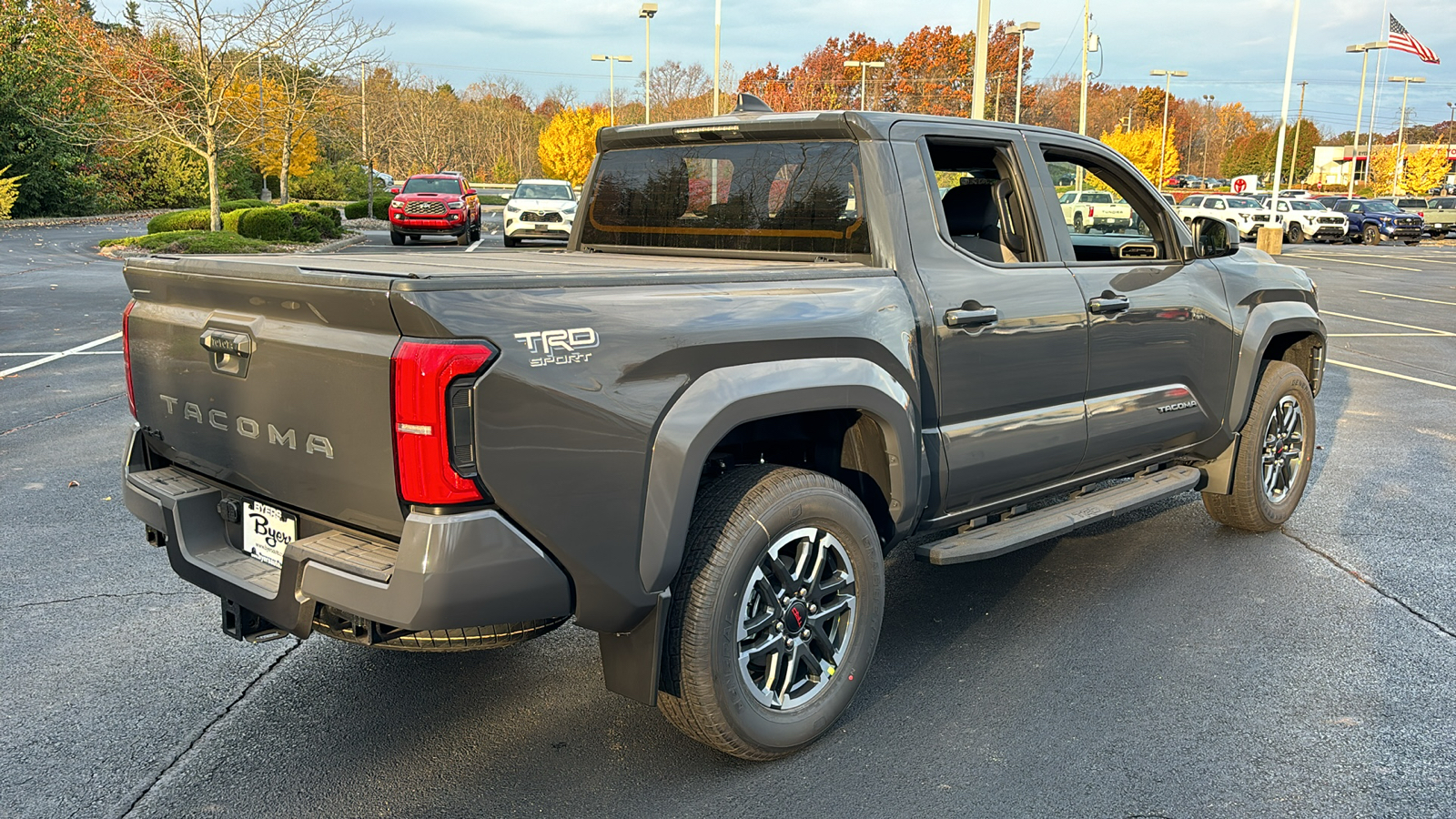 2024 Toyota Tacoma 4WD TRD Sport 10