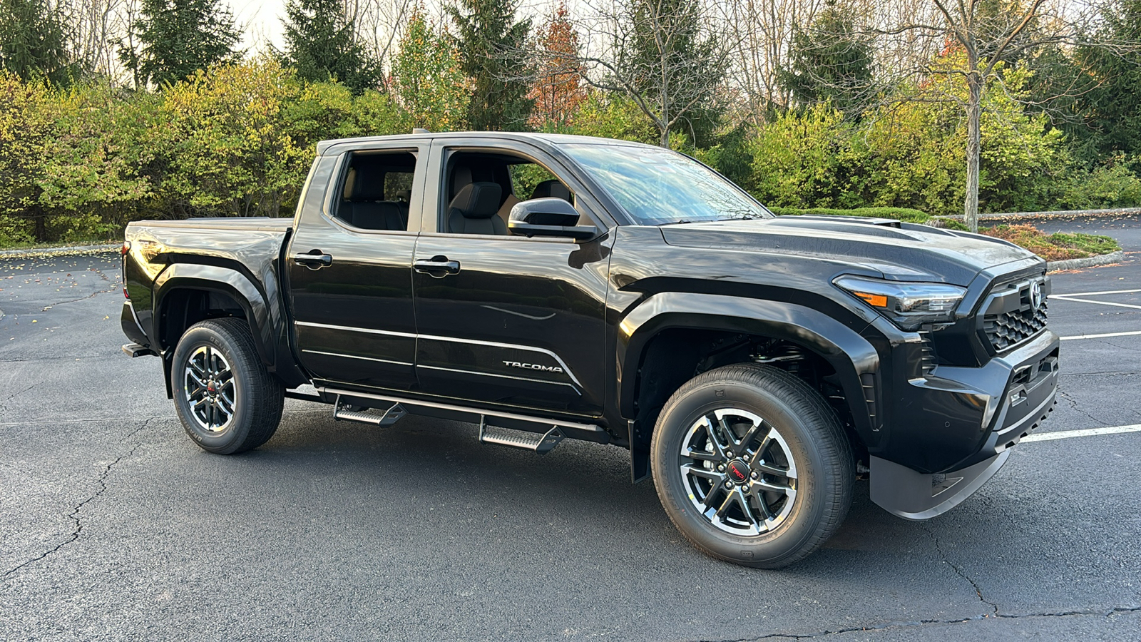 2024 Toyota Tacoma 4WD TRD Sport 2