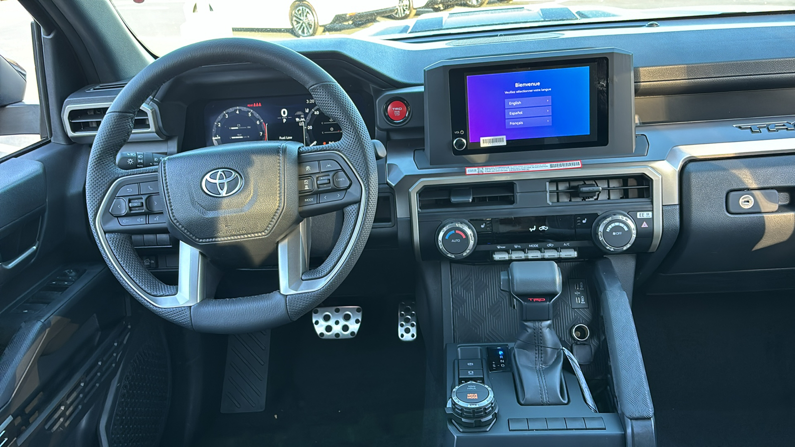 2024 Toyota Tacoma 4WD TRD Sport 18