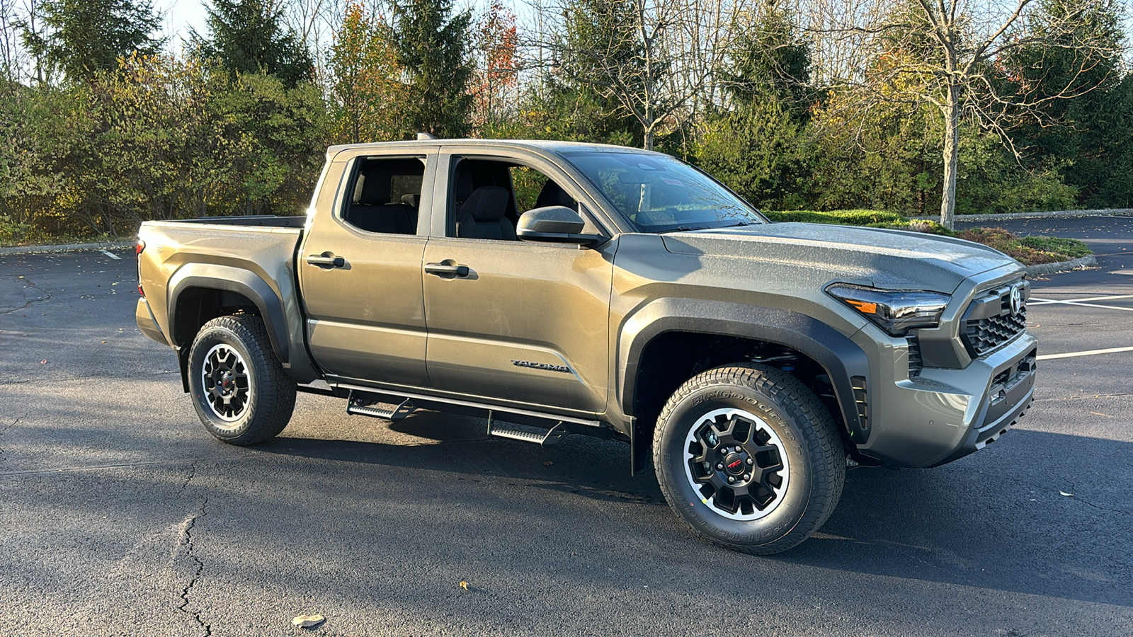 2024 Toyota Tacoma 4WD TRD Off-Road 2