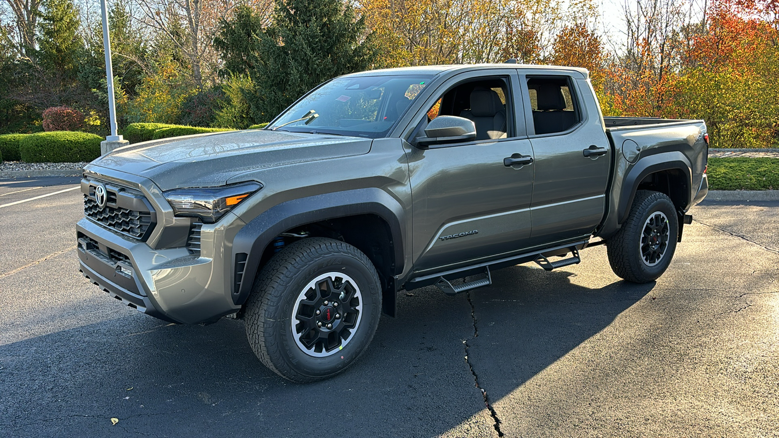 2024 Toyota Tacoma 4WD TRD Off-Road 43