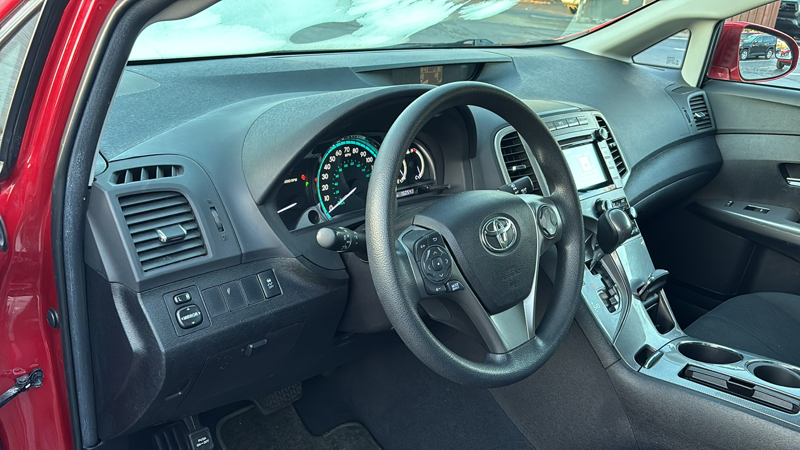 2015 Toyota Venza LE 14