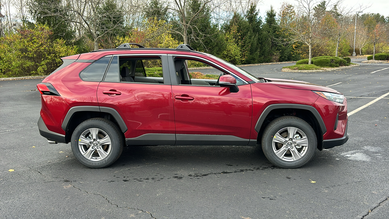 2024 Toyota RAV4 XLE 4