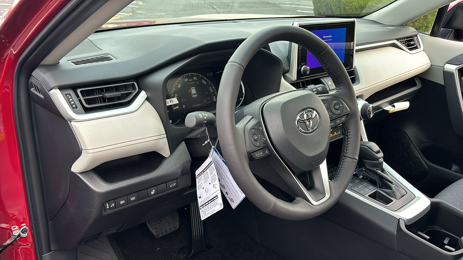 2024 Toyota RAV4 XLE 21