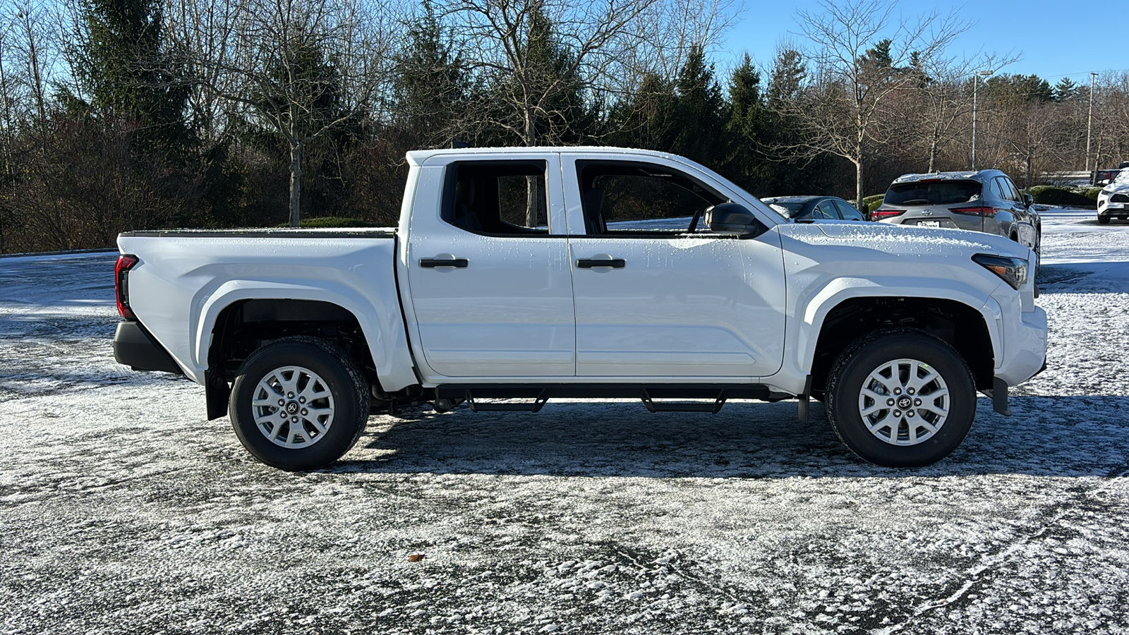 2024 Toyota Tacoma 4WD SR 3