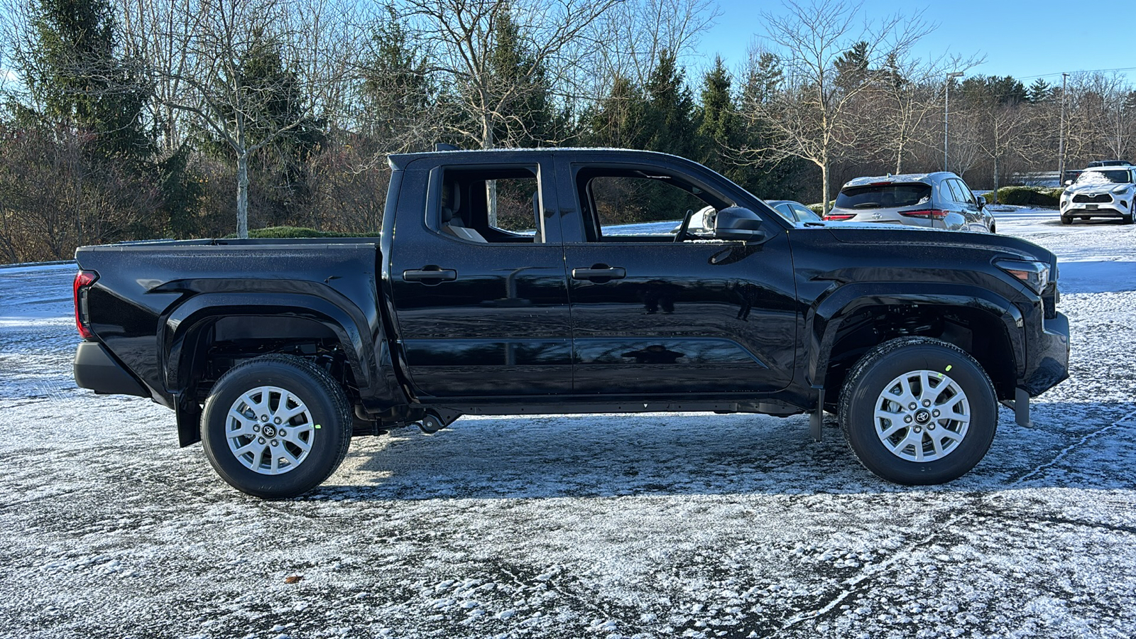 2024 Toyota Tacoma 4WD SR 3