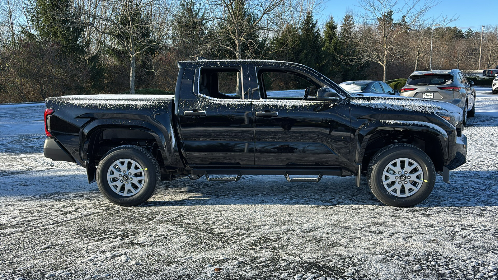 2024 Toyota Tacoma 4WD SR 3