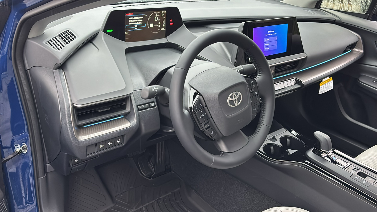 2024 Toyota Prius XLE 18