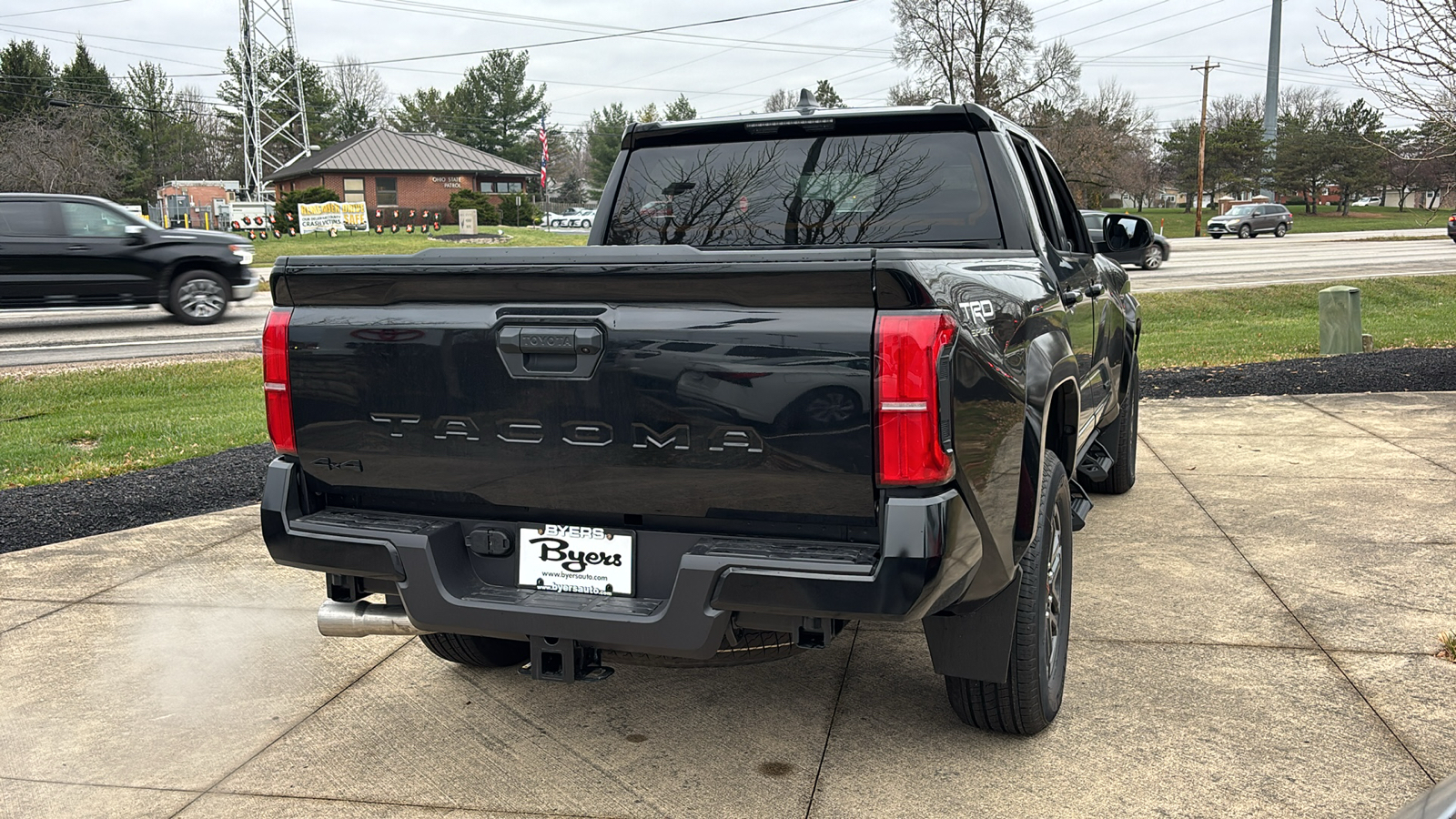 2024 Toyota Tacoma 4WD TRD Sport 10