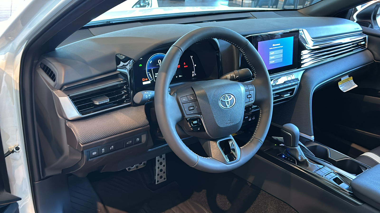 2025 Toyota Camry  18