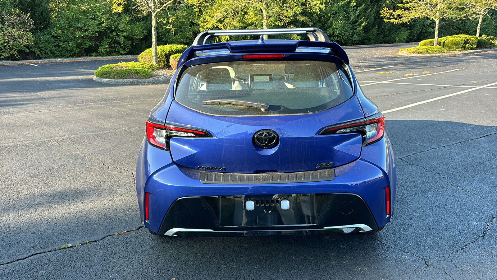 2025 Toyota Corolla Hatchback XSE 11