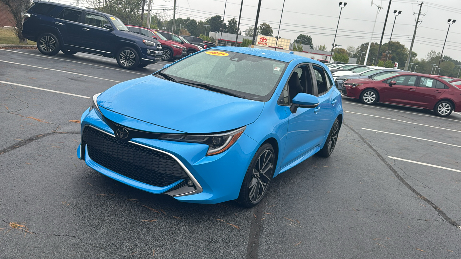 2021 Toyota Corolla Hatchback XSE 10