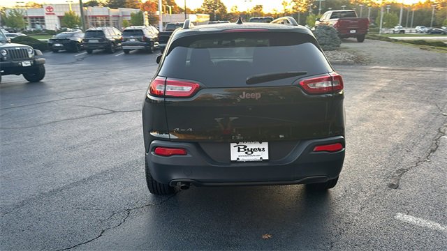 2016 Jeep Cherokee 75th Anniversary Edition 41