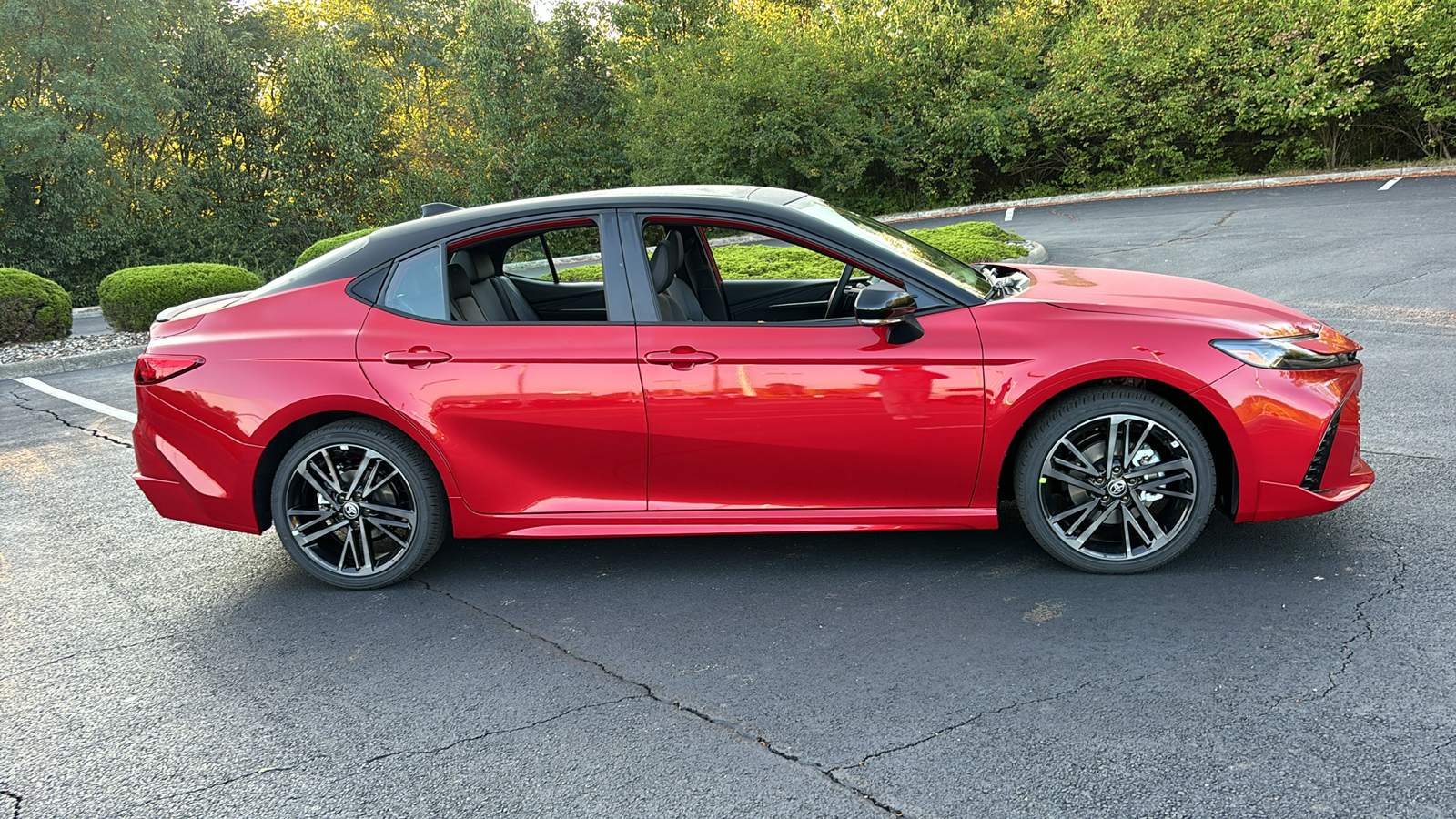 2025 Toyota Camry XSE 3