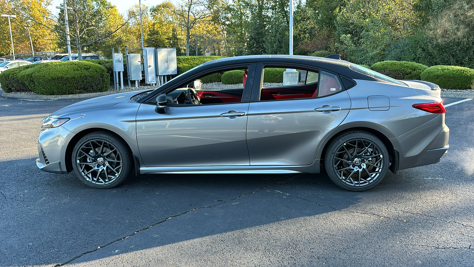 2025 Toyota Camry LE 13