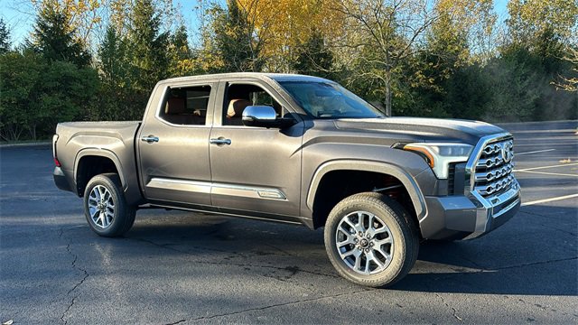 2025 Toyota Tundra 4WD 1794 Edition 2