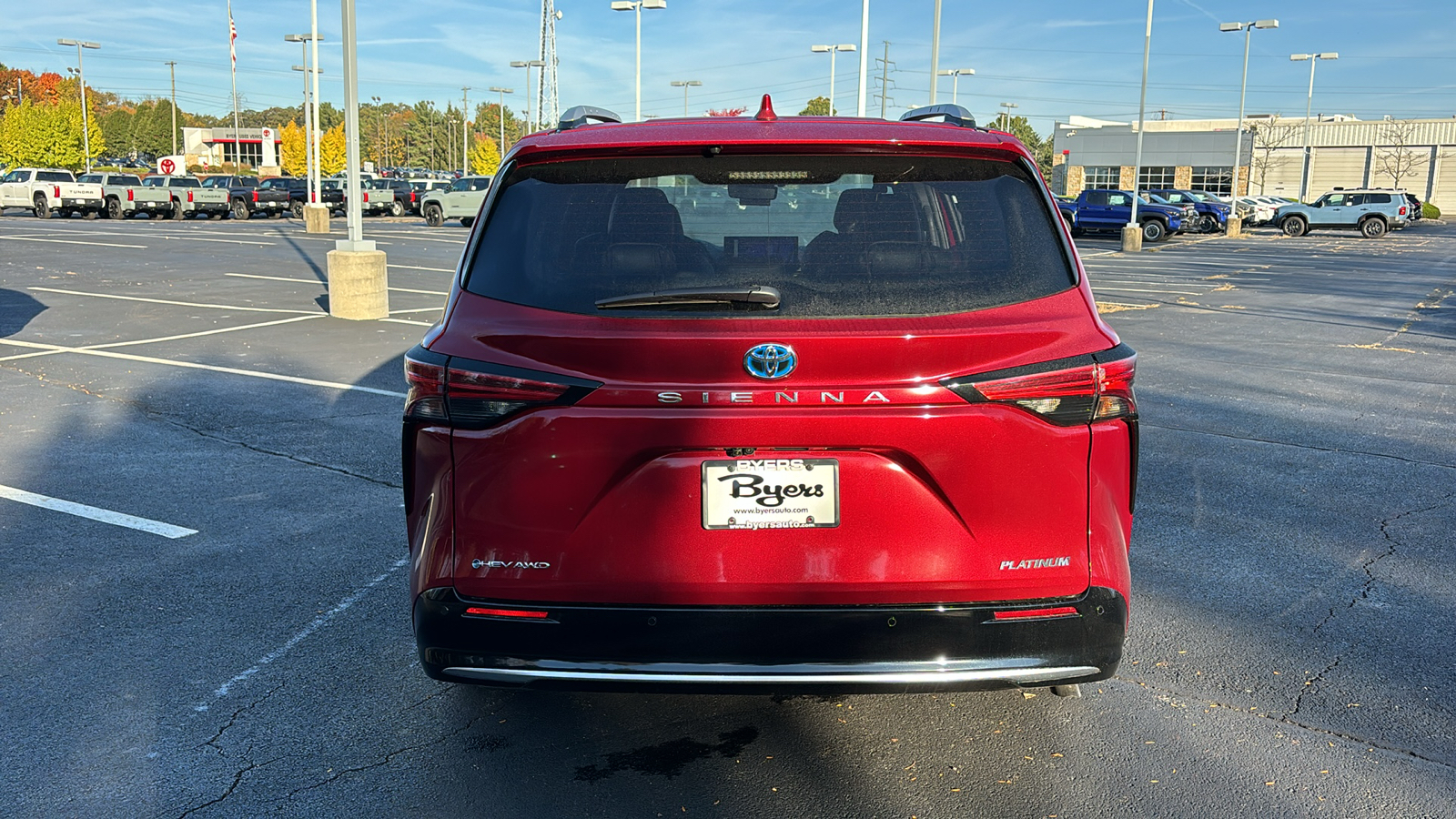 2025 Toyota Sienna Platinum 7-Passenger 10