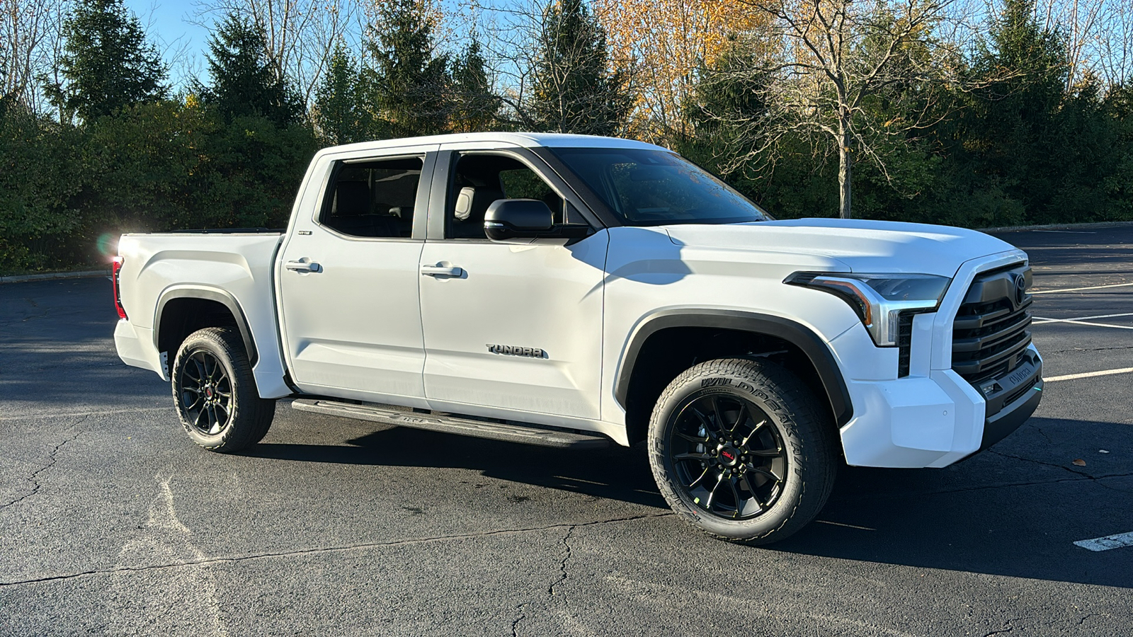 2025 Toyota Tundra 4WD SR5 2