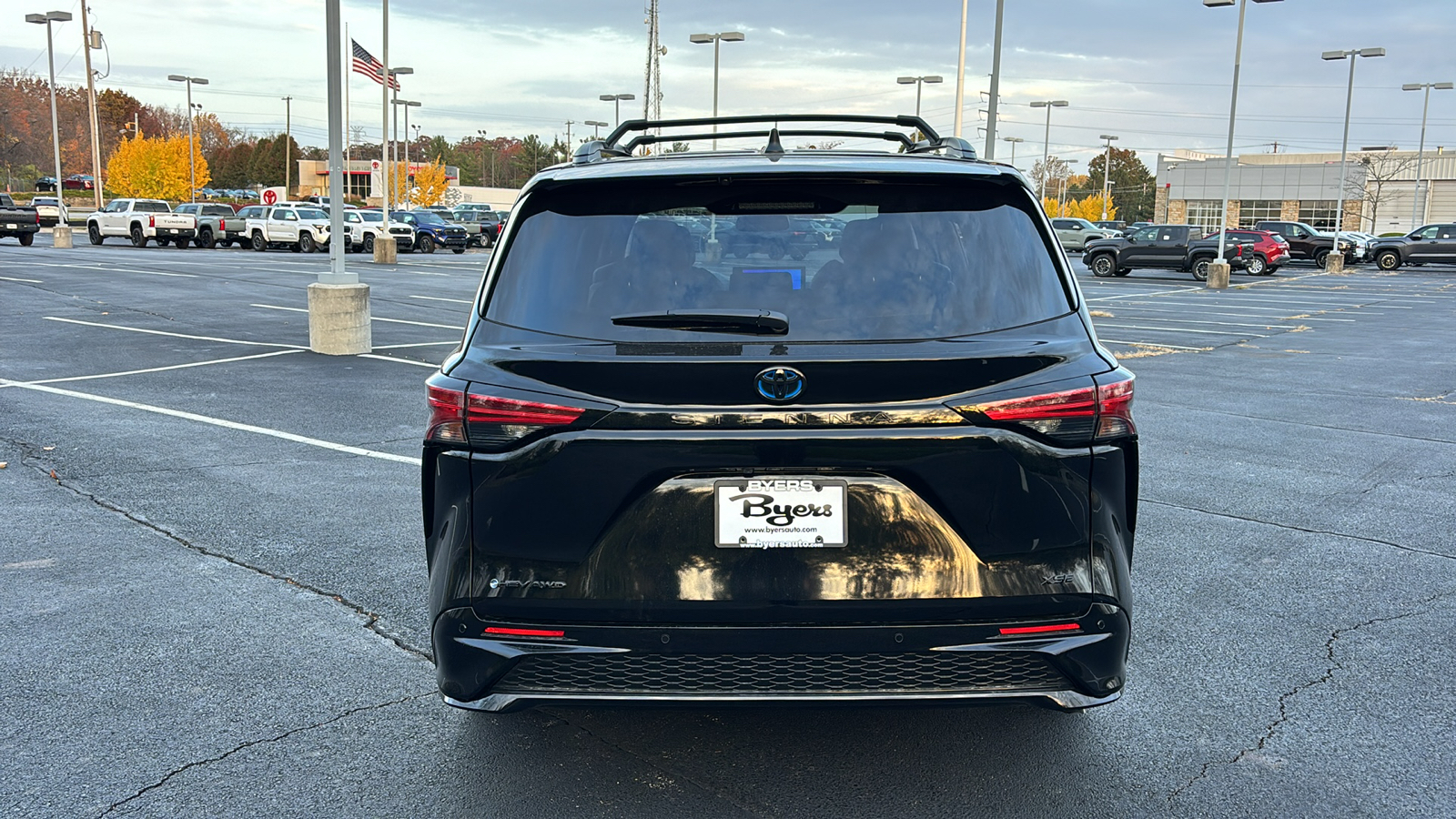 2025 Toyota Sienna XSE 11