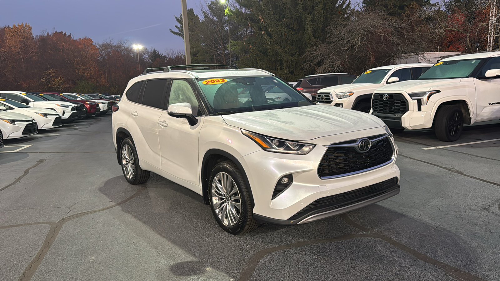 2023 Toyota Highlander Platinum 2