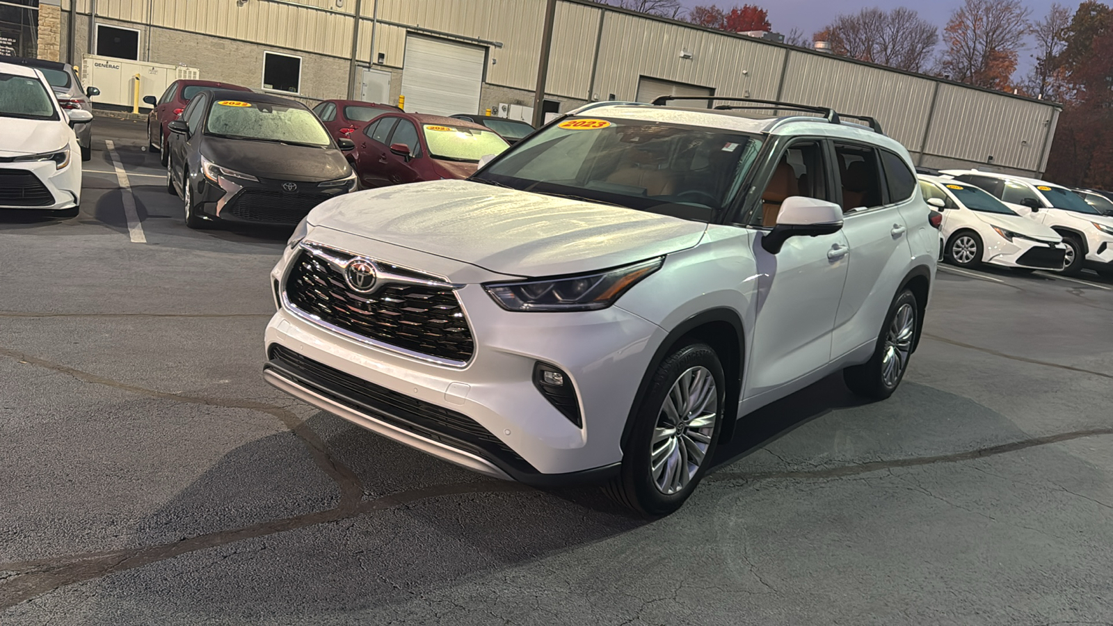 2023 Toyota Highlander Platinum 10