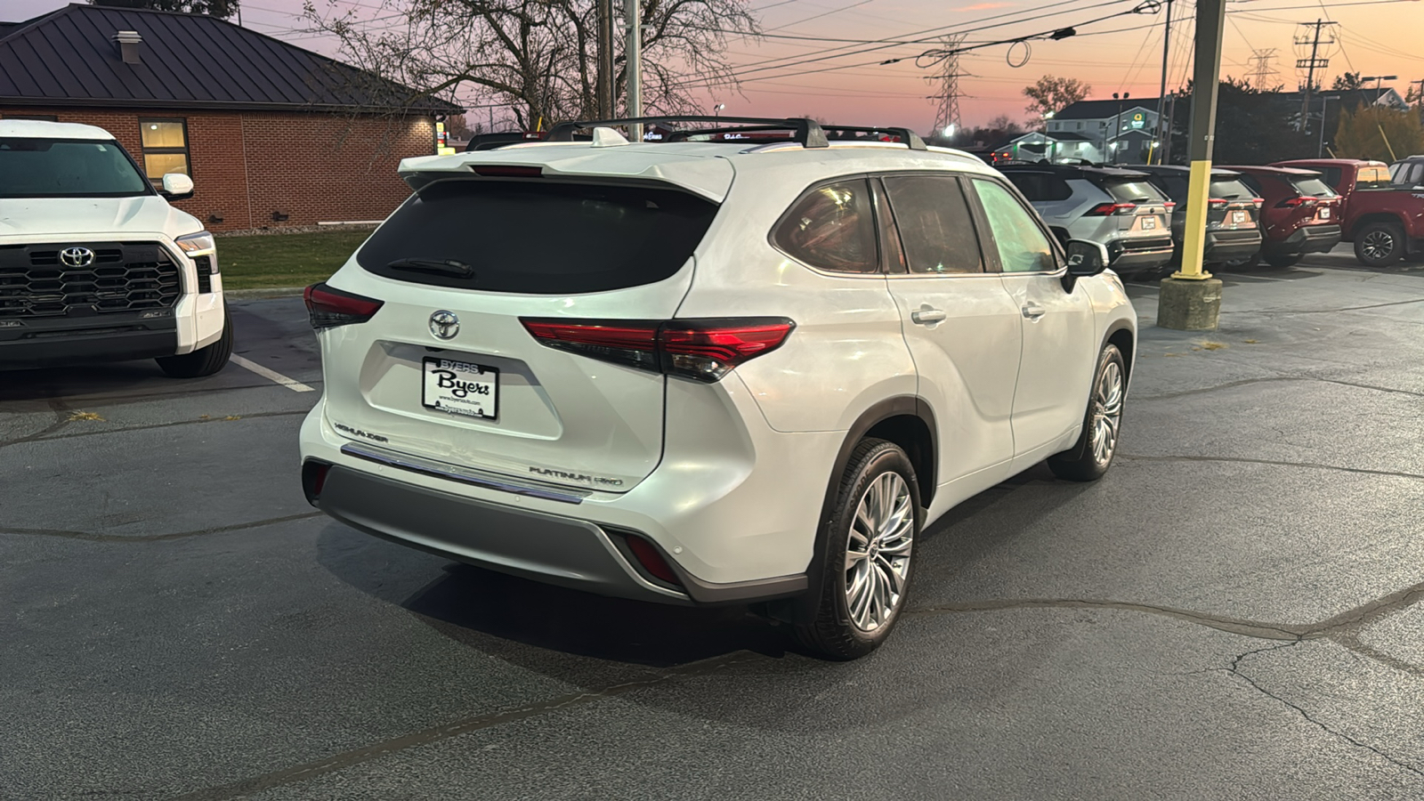 2023 Toyota Highlander Platinum 42