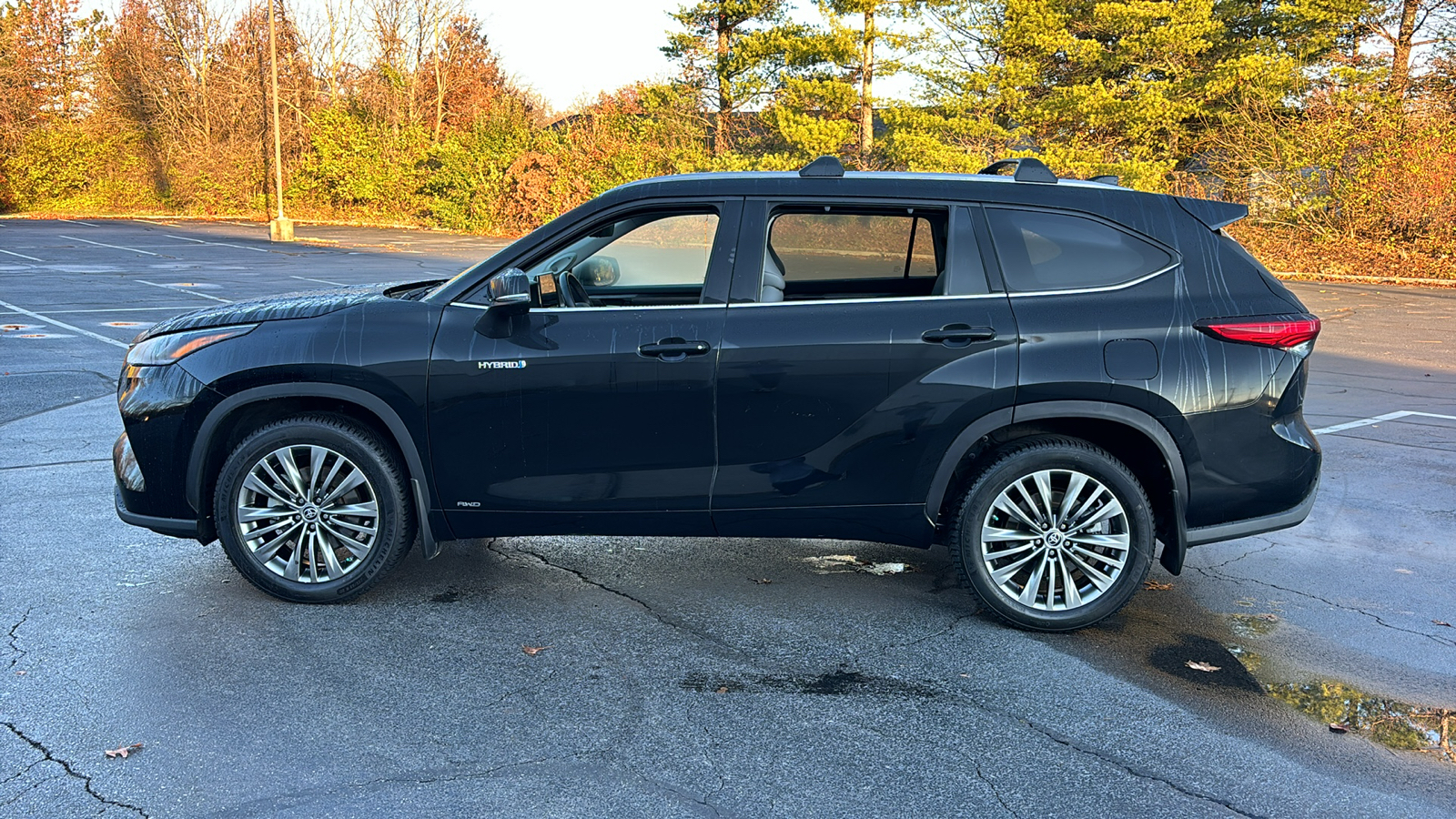 2020 Toyota Highlander Hybrid Platinum 11