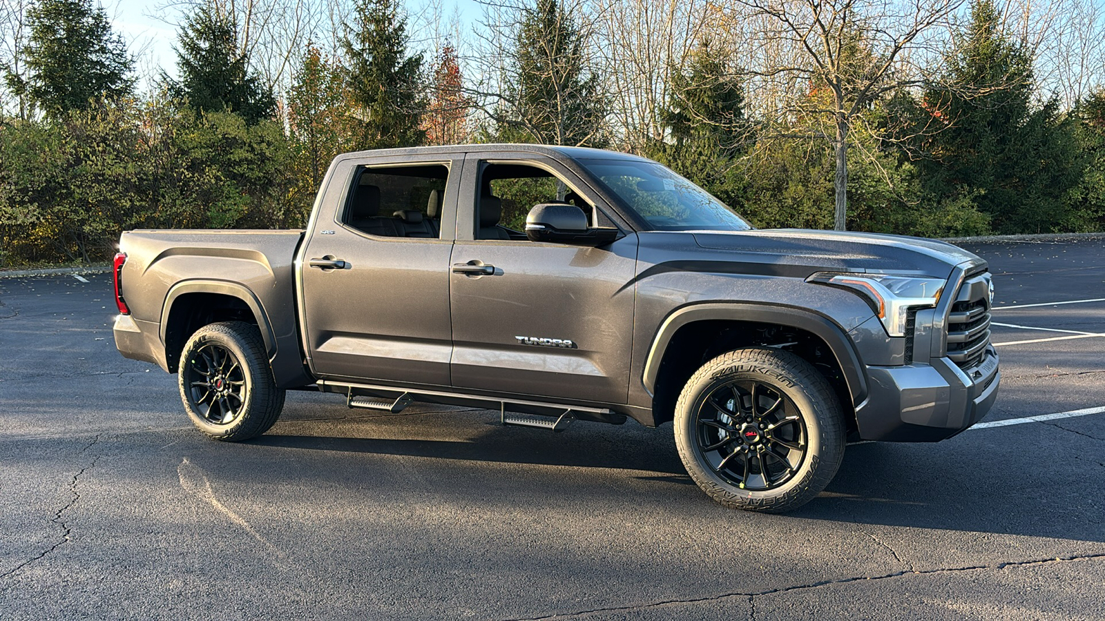 2025 Toyota Tundra 4WD SR5 2