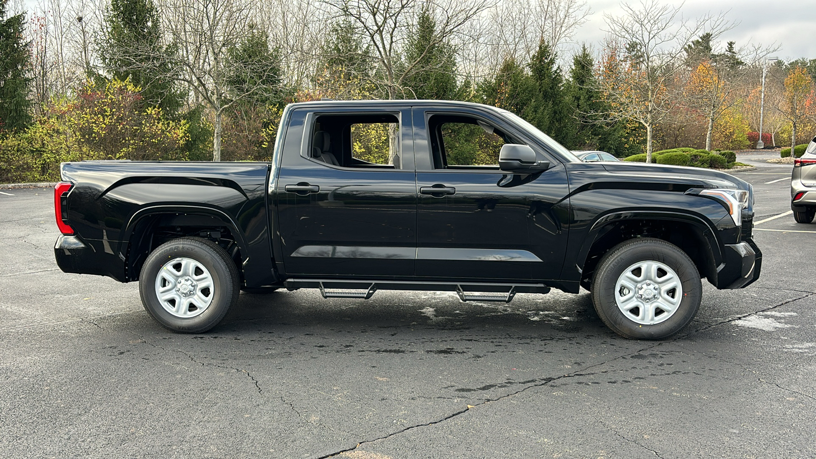 2025 Toyota Tundra 4WD SR 3