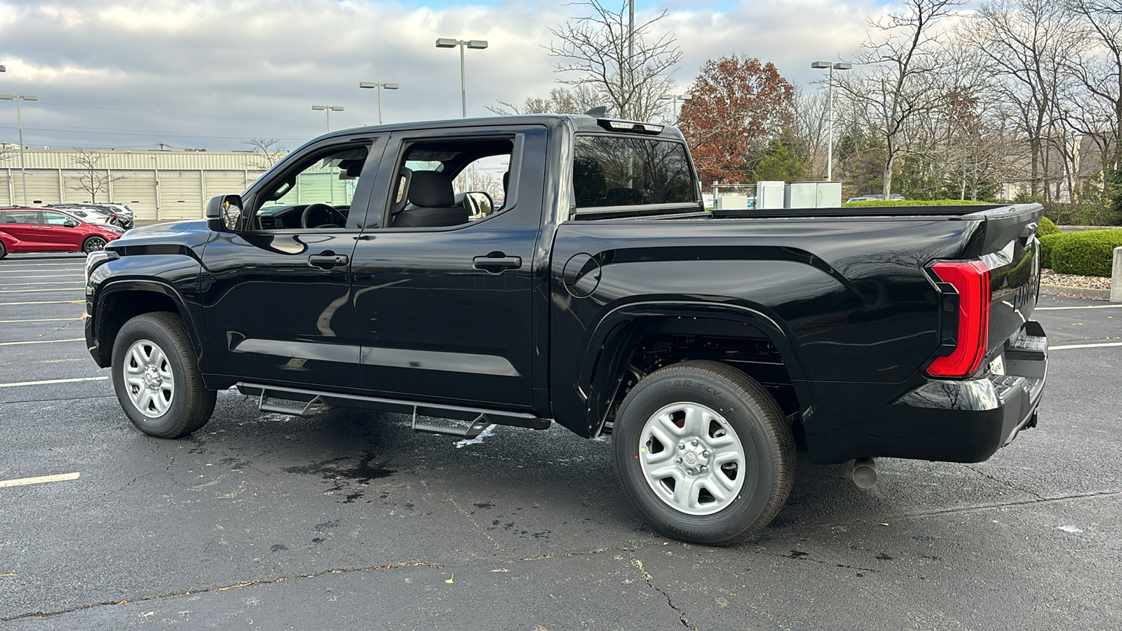 2025 Toyota Tundra 4WD SR 14