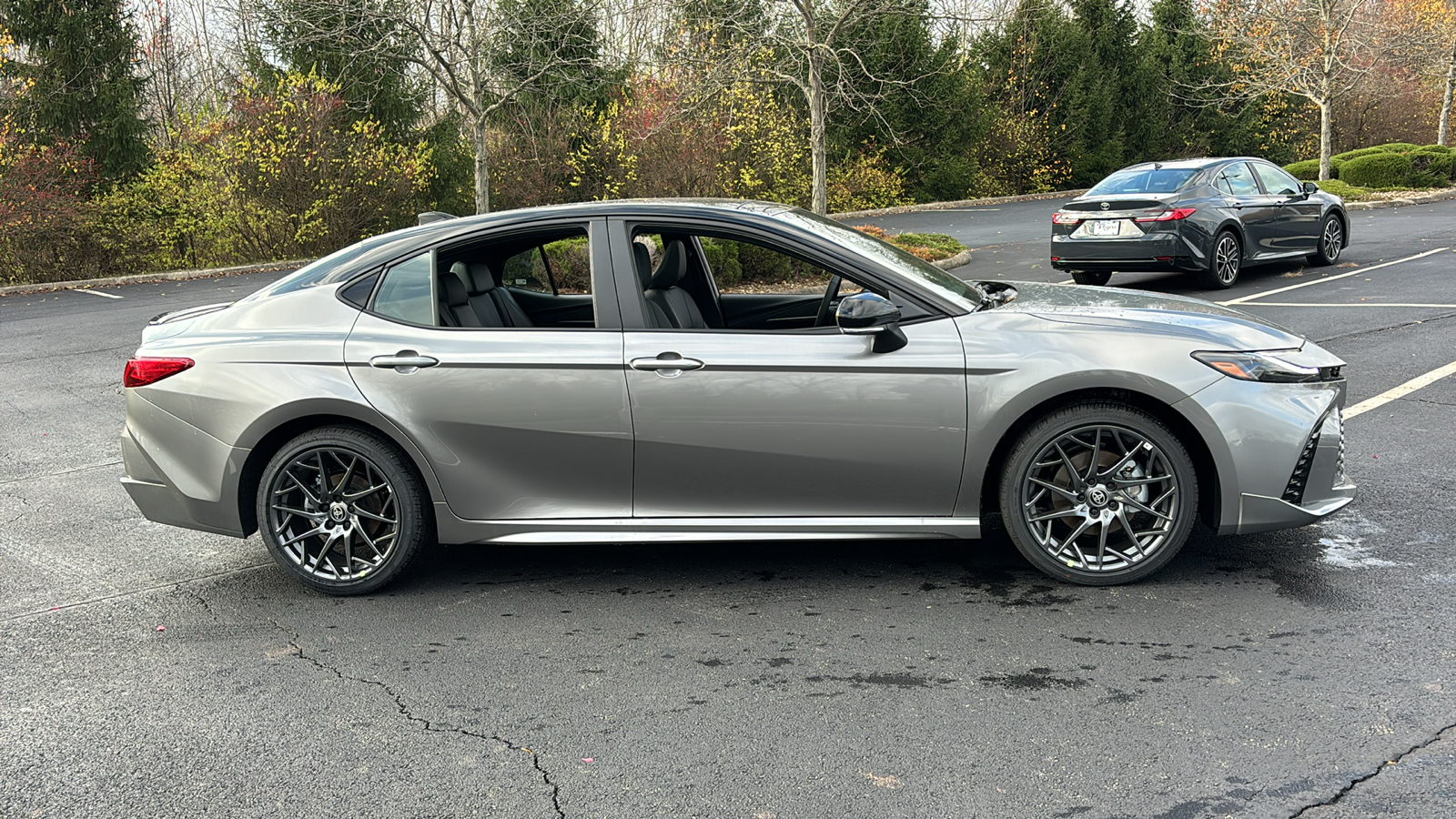 2025 Toyota Camry XSE 3