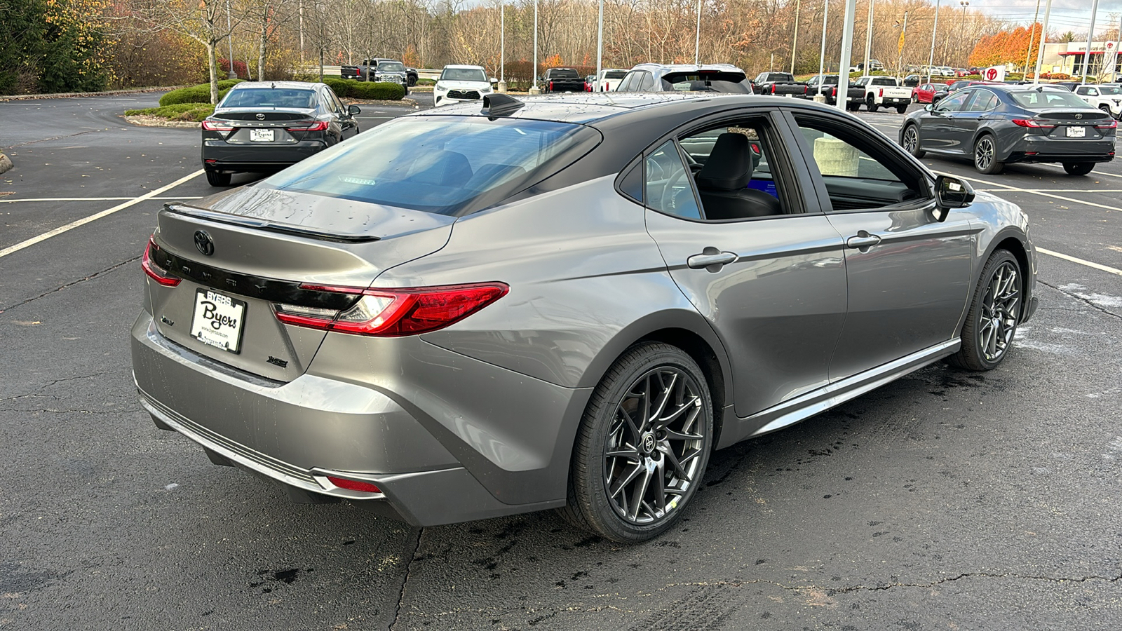 2025 Toyota Camry XSE 10