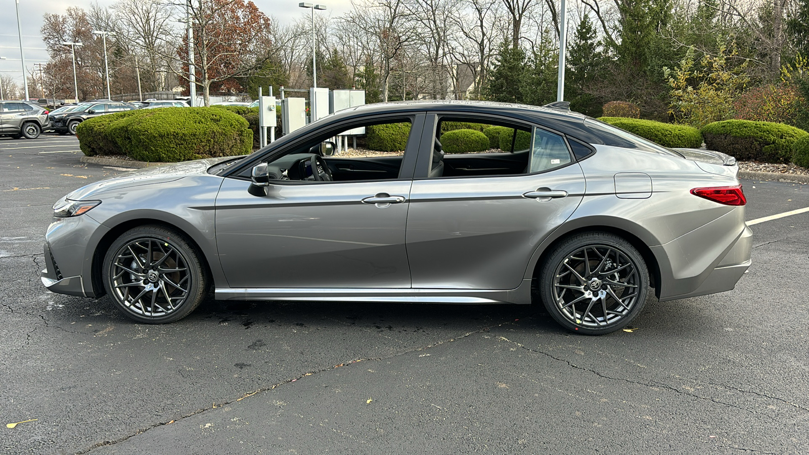 2025 Toyota Camry XSE 13