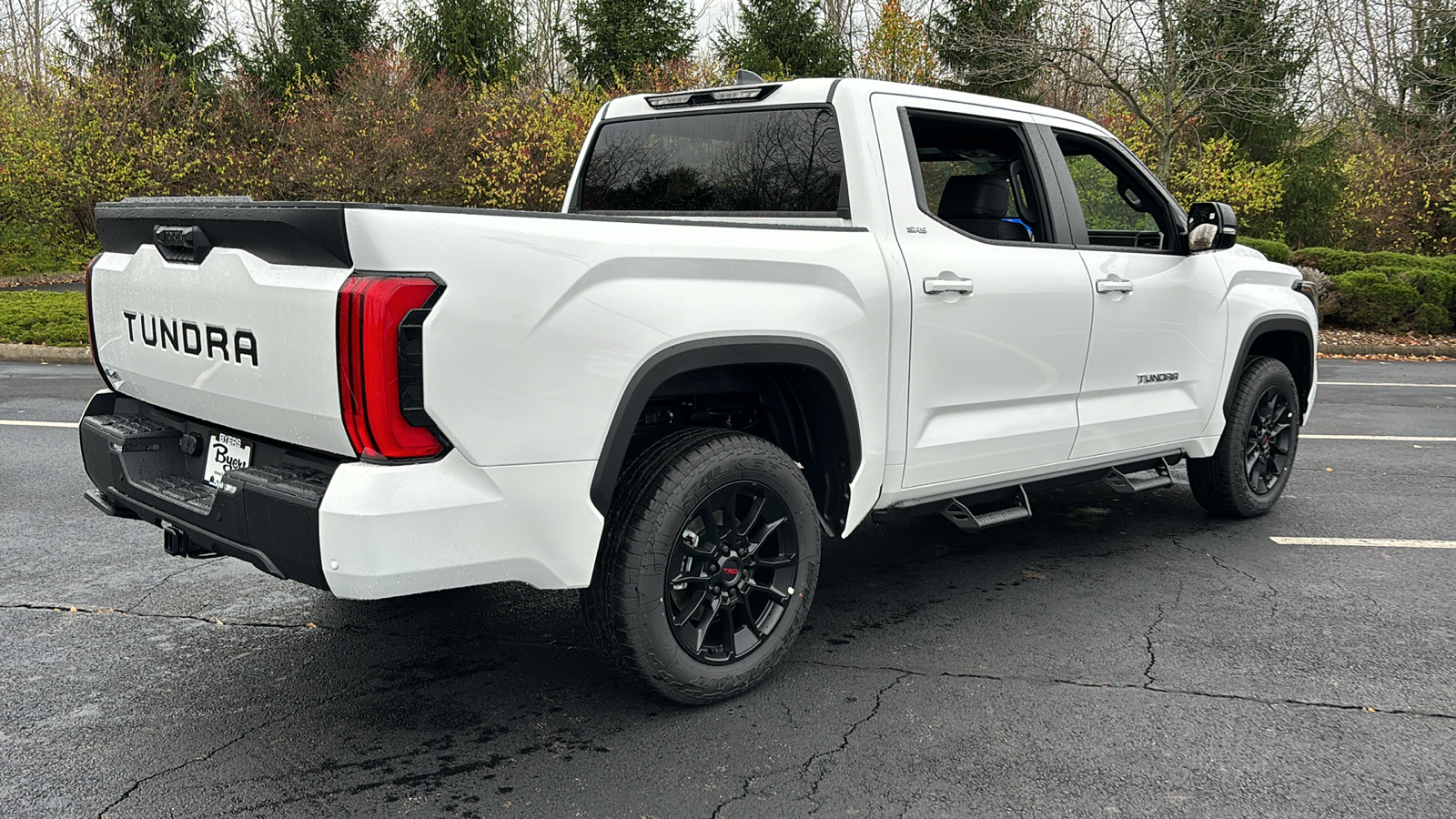 2025 Toyota Tundra 4WD SR5 10