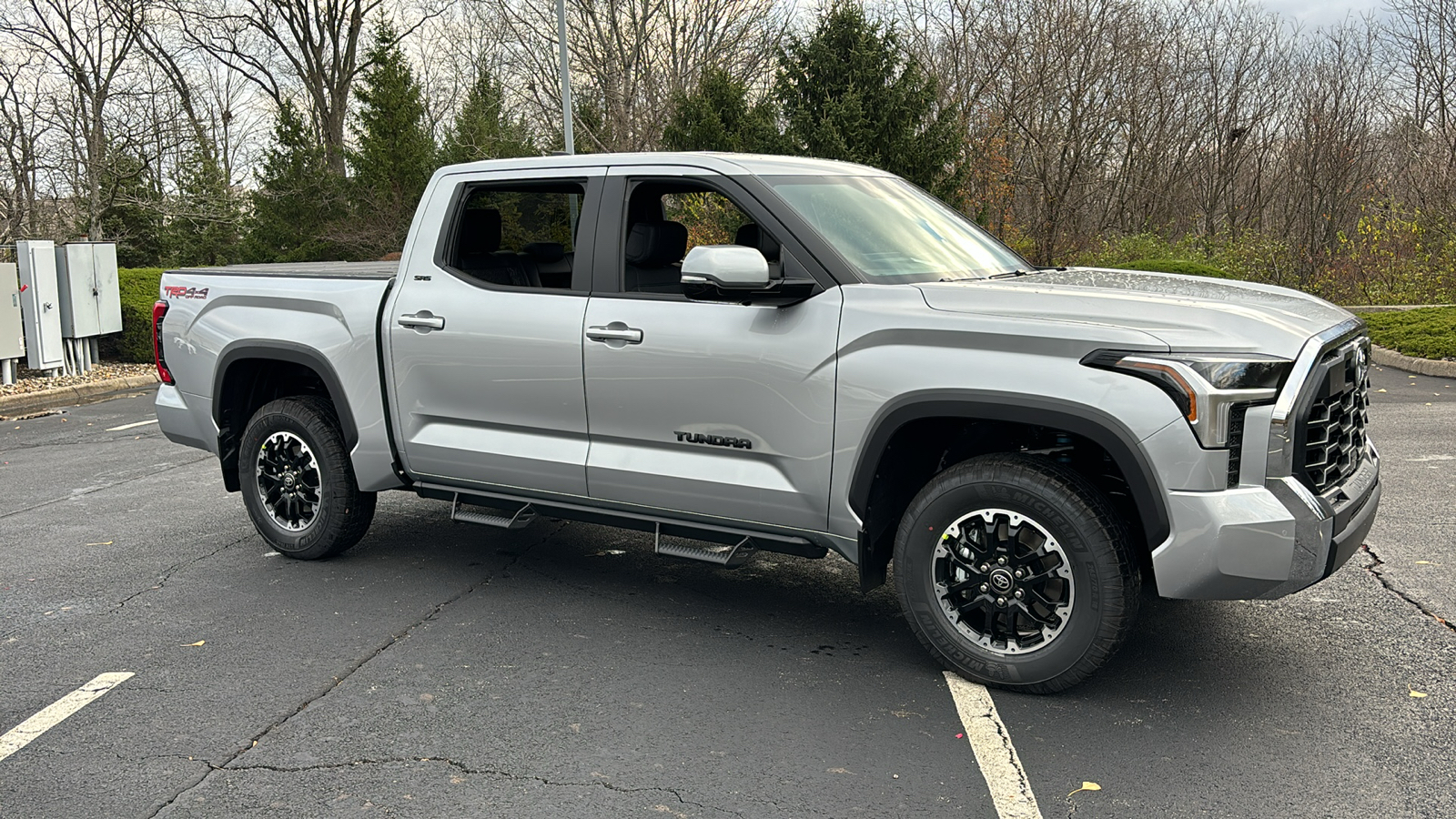 2025 Toyota Tundra 4WD SR5 2