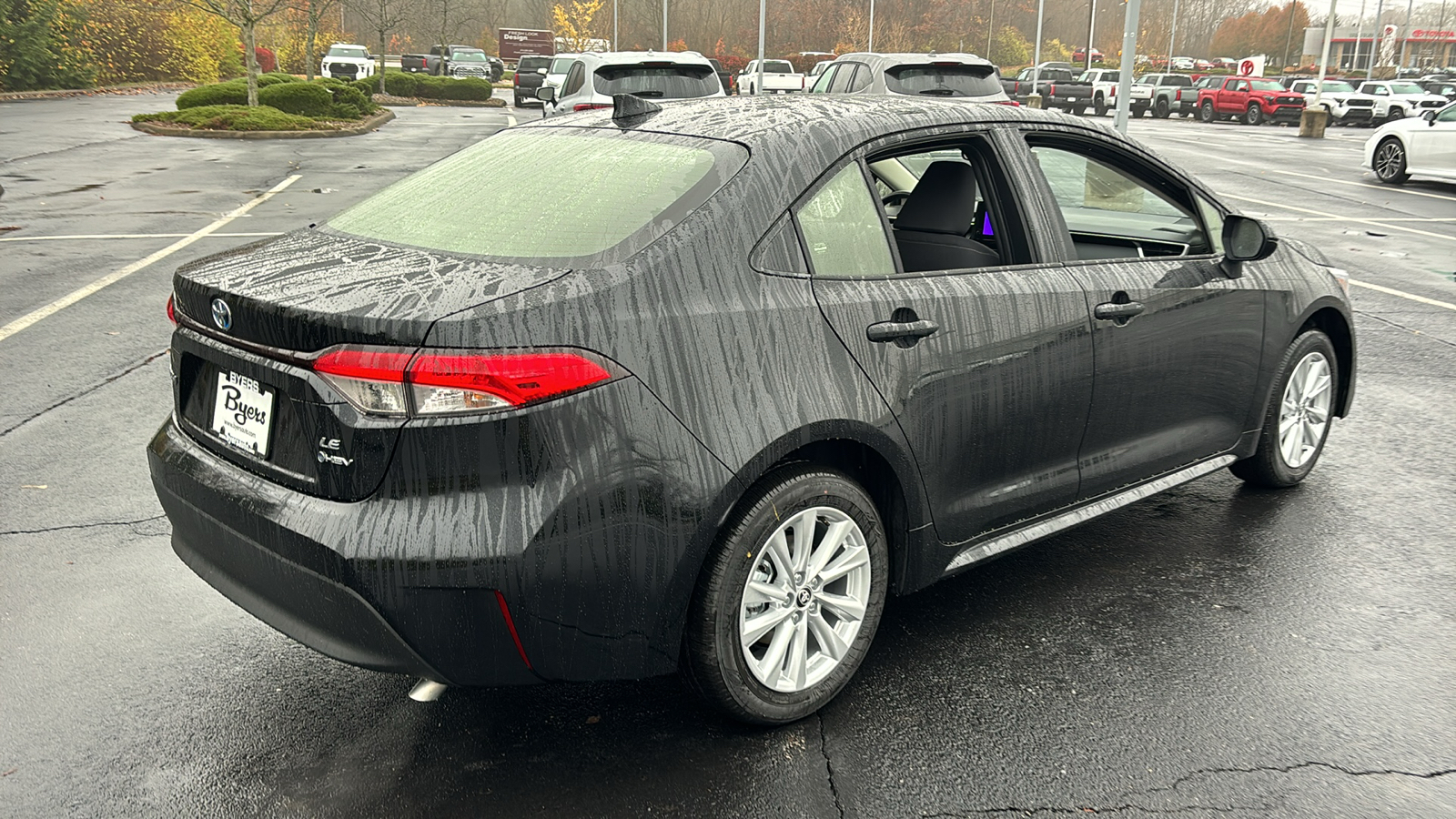 2025 Toyota Corolla Hybrid LE 10