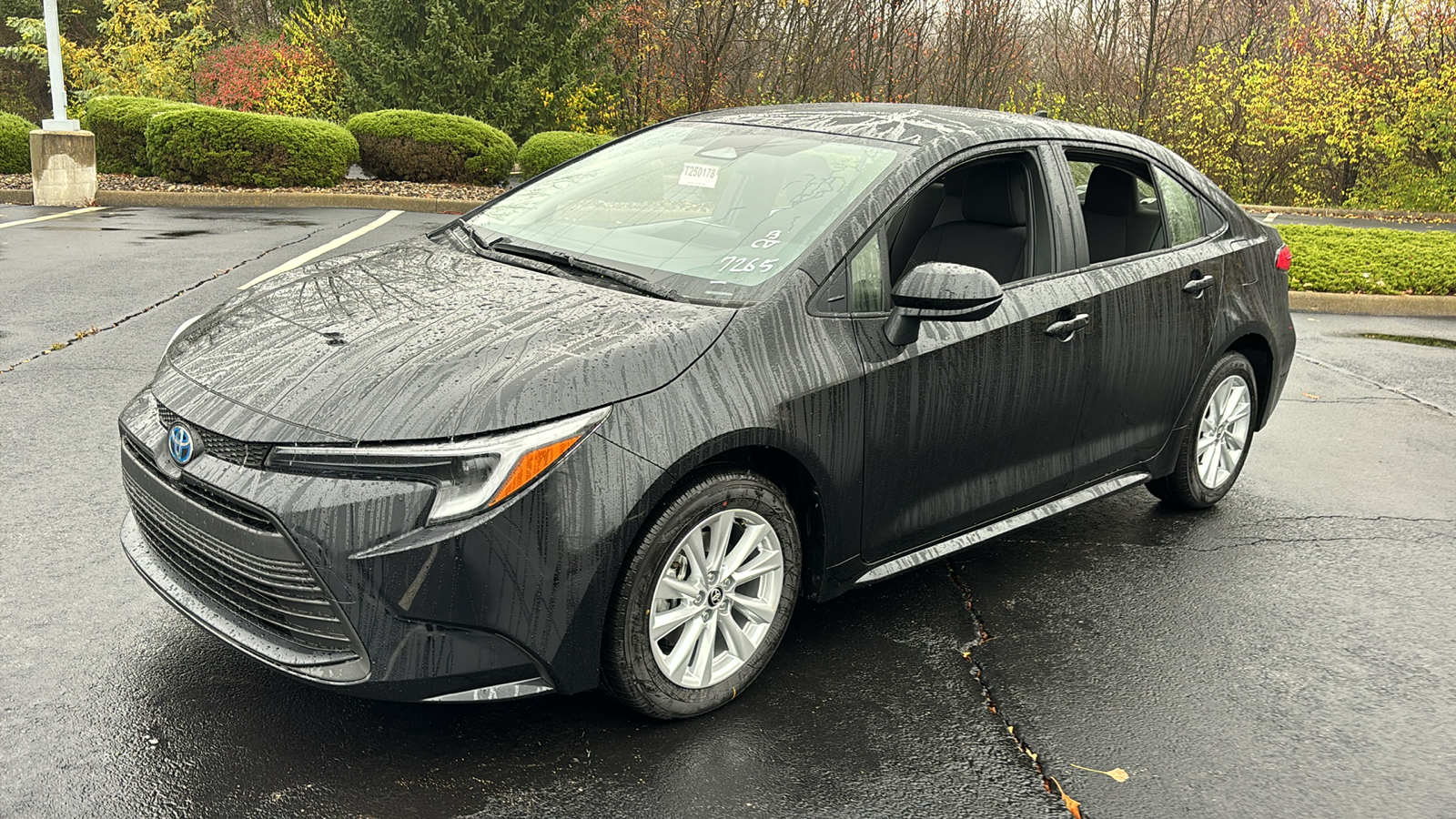 2025 Toyota Corolla Hybrid LE 39