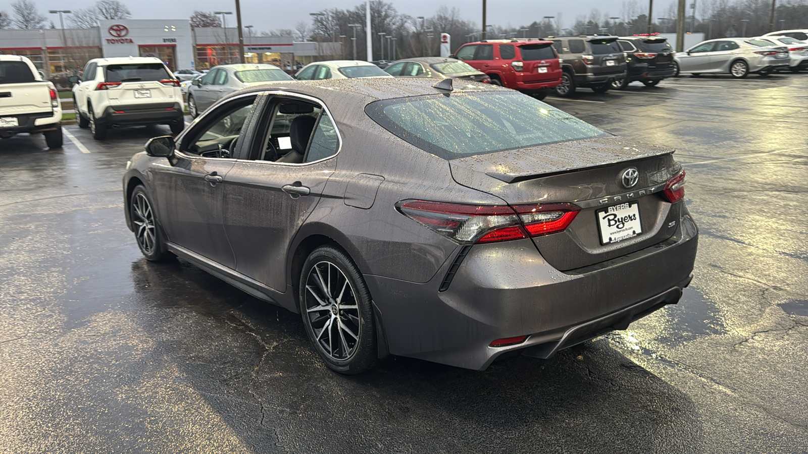 2022 Toyota Camry SE 40