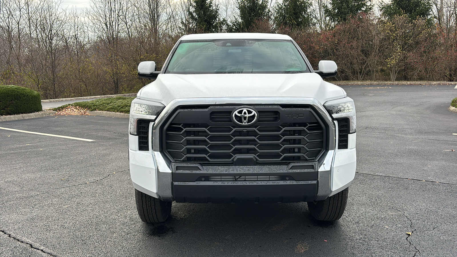 2025 Toyota Tundra 4WD SR5 42