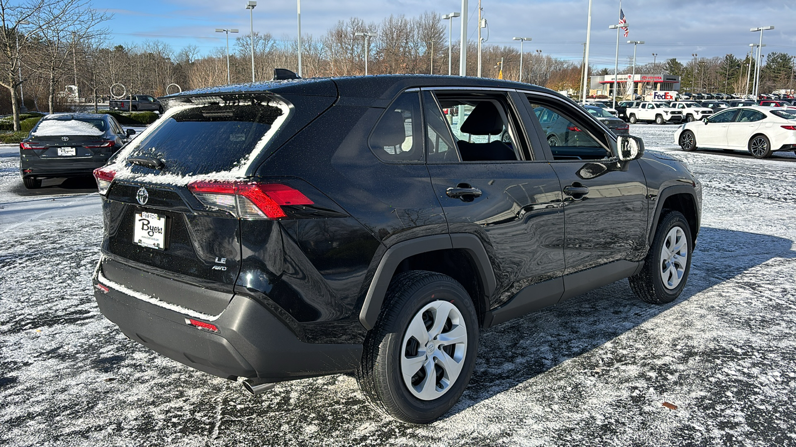 2025 Toyota RAV4 LE 10