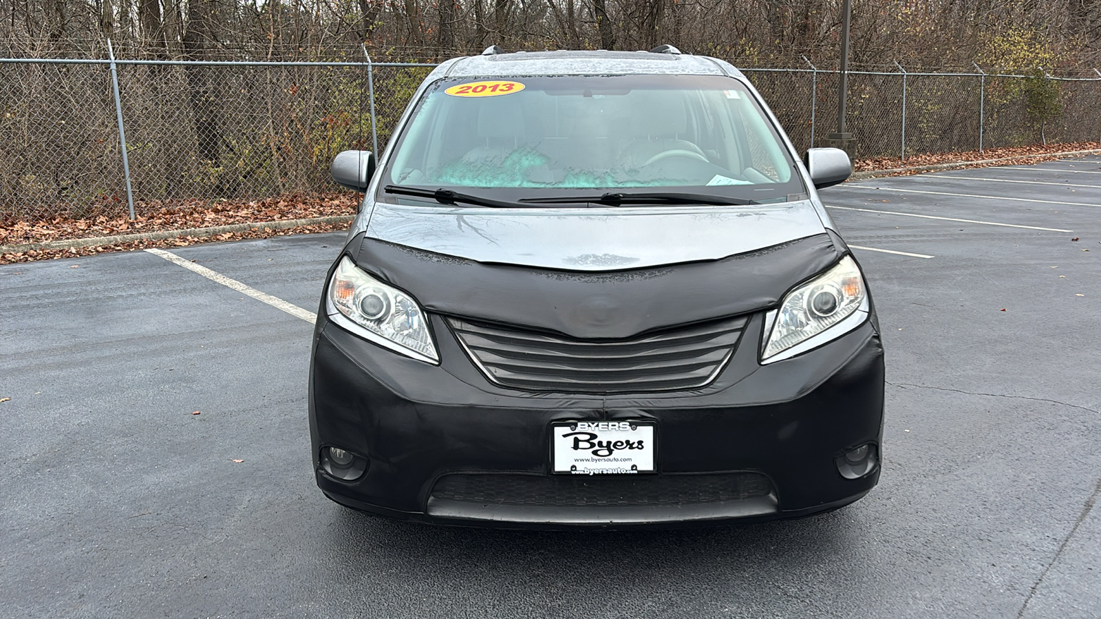 2013 Toyota Sienna XLE 9