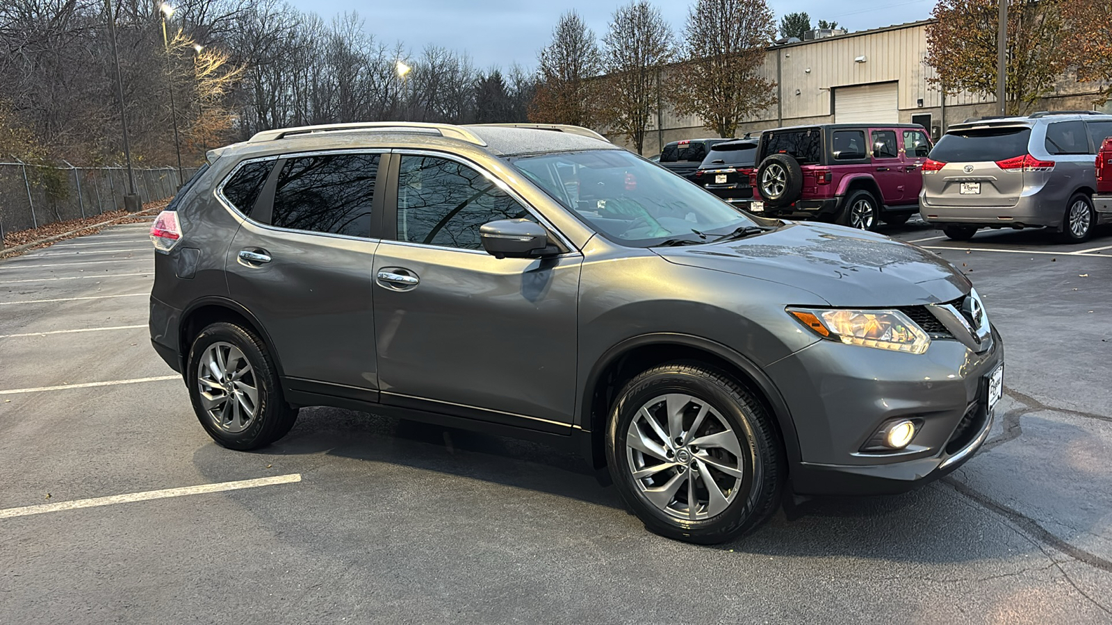 2015 Nissan Rogue SL 2