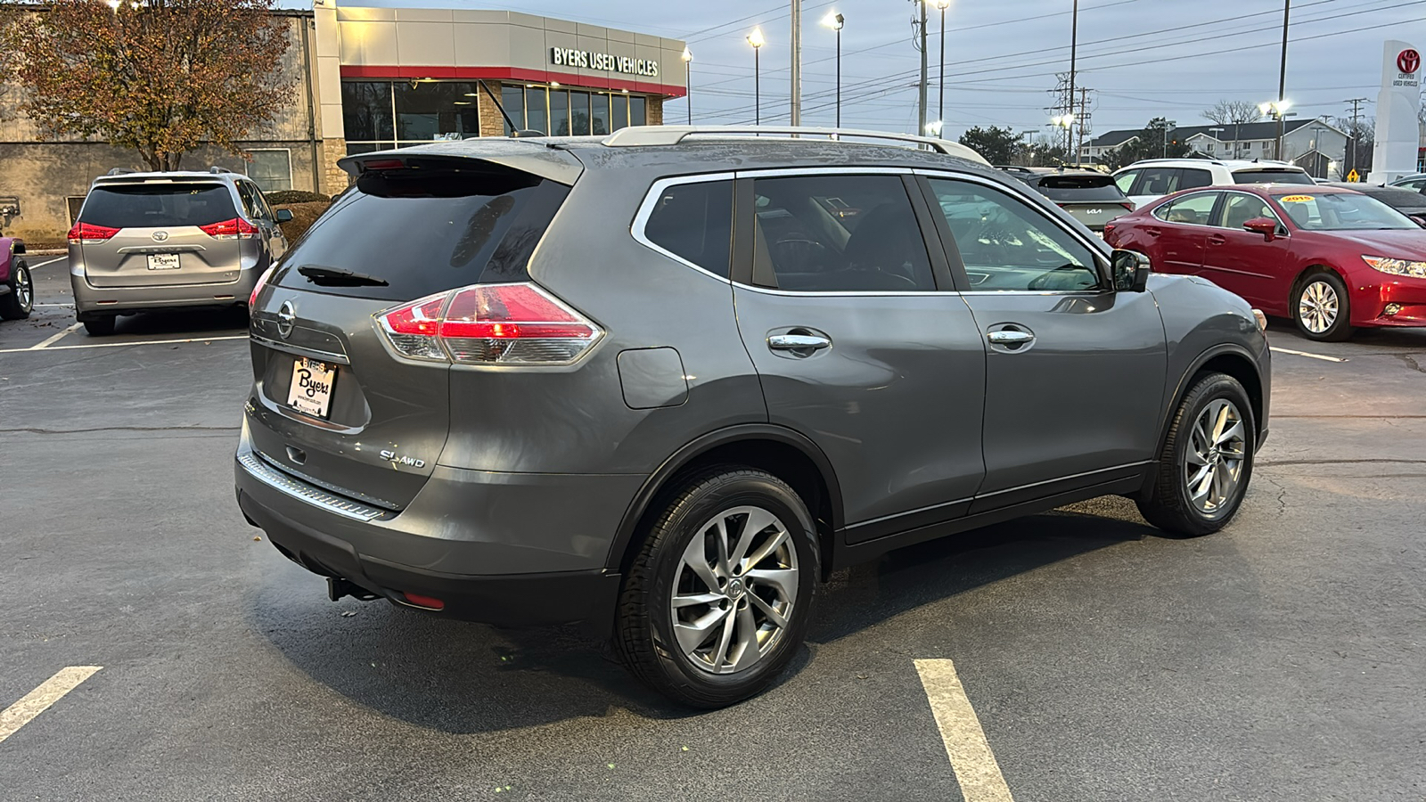 2015 Nissan Rogue SL 43