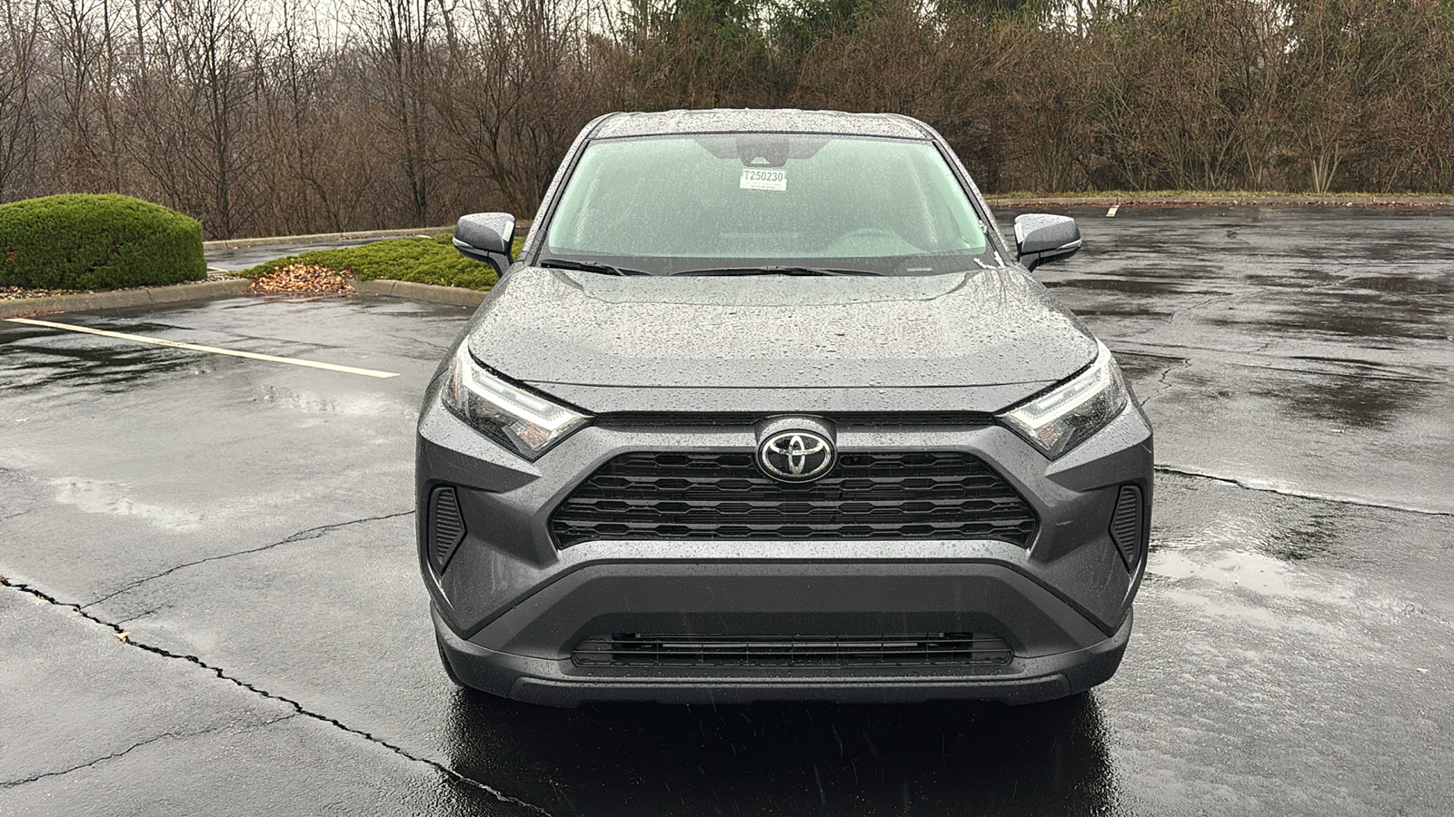 2025 Toyota RAV4 LE 41