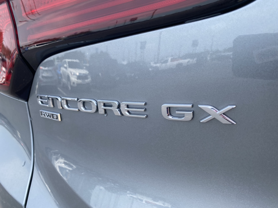 2024 Buick Encore GX ST 8