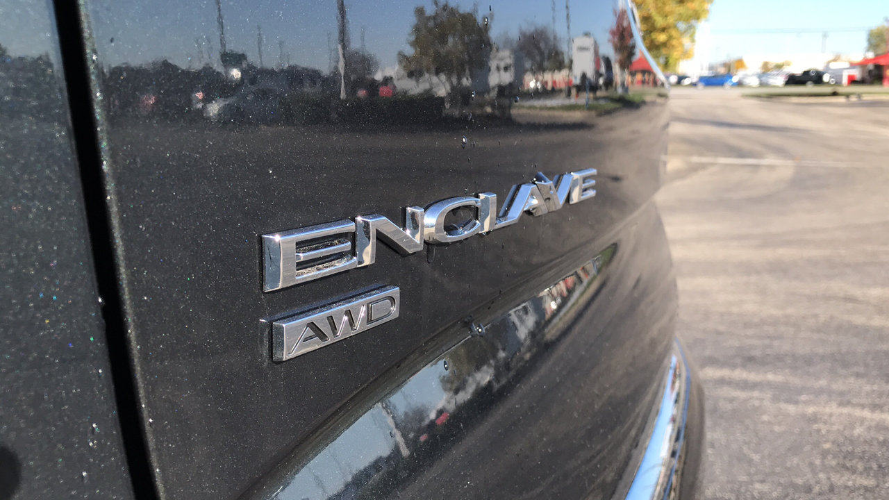 2020 Buick Enclave Essence 8