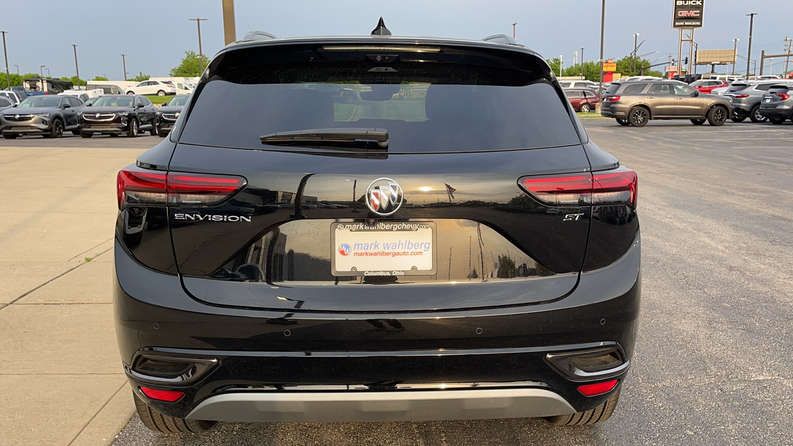 2022 Buick Envision Essence 6