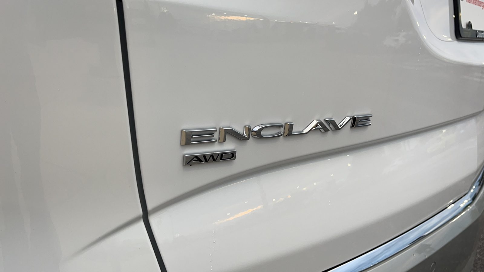 2023 Buick Enclave Essence 8